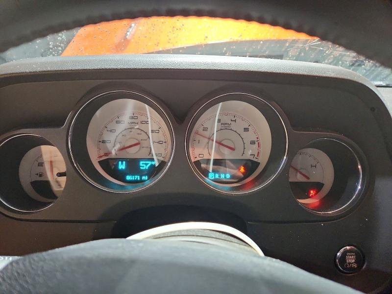 2011 Dodge Challenger r