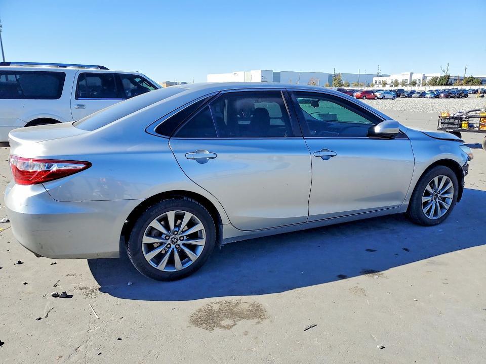 2015 Toyota Camry xle