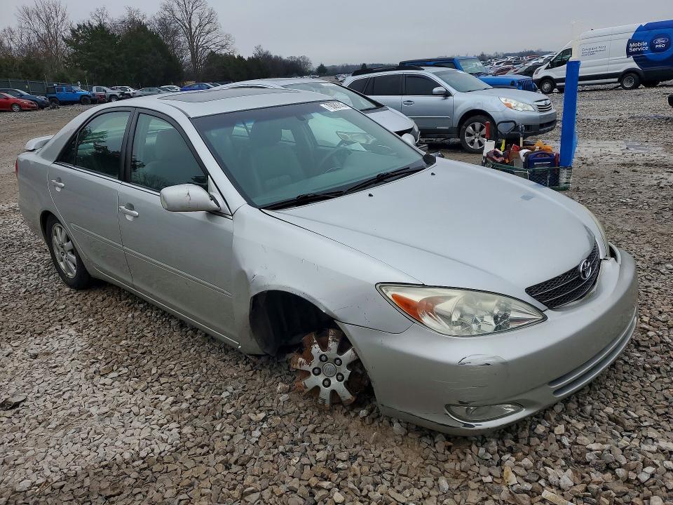 2004 Toyota Camry xle V6