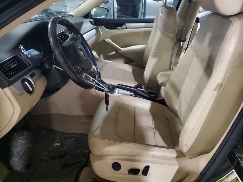 2012 Volkswagen Passat se