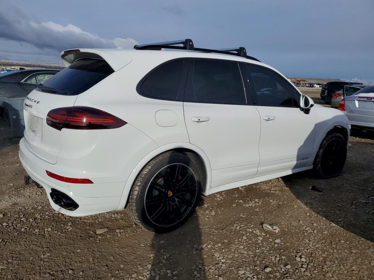 2017 Porsche Cayenne gts