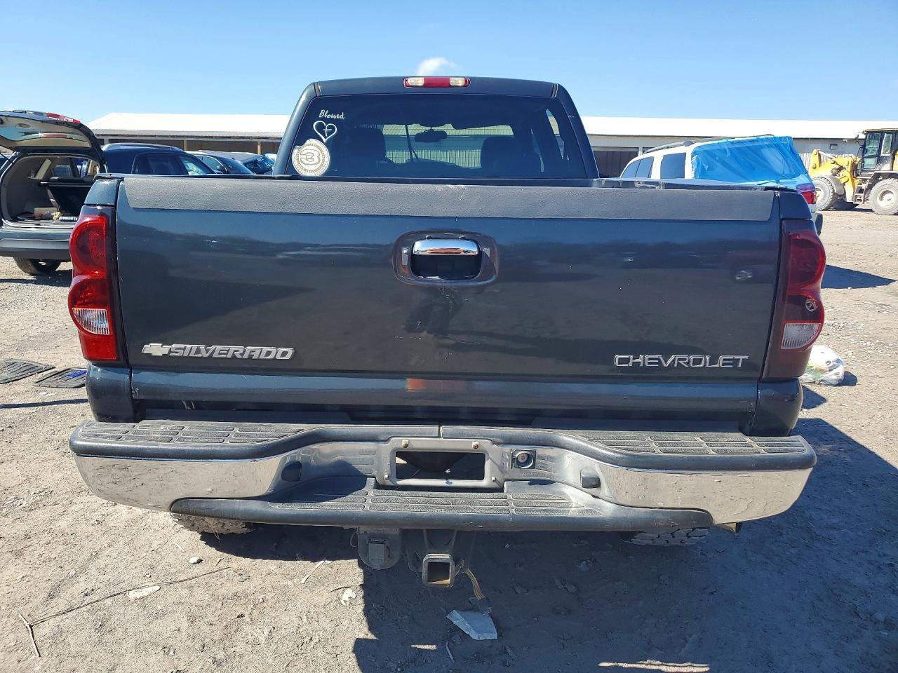 2004 Chevrolet Silverado C2500 Heavy Duty