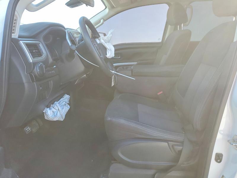 2021 Nissan Titan s