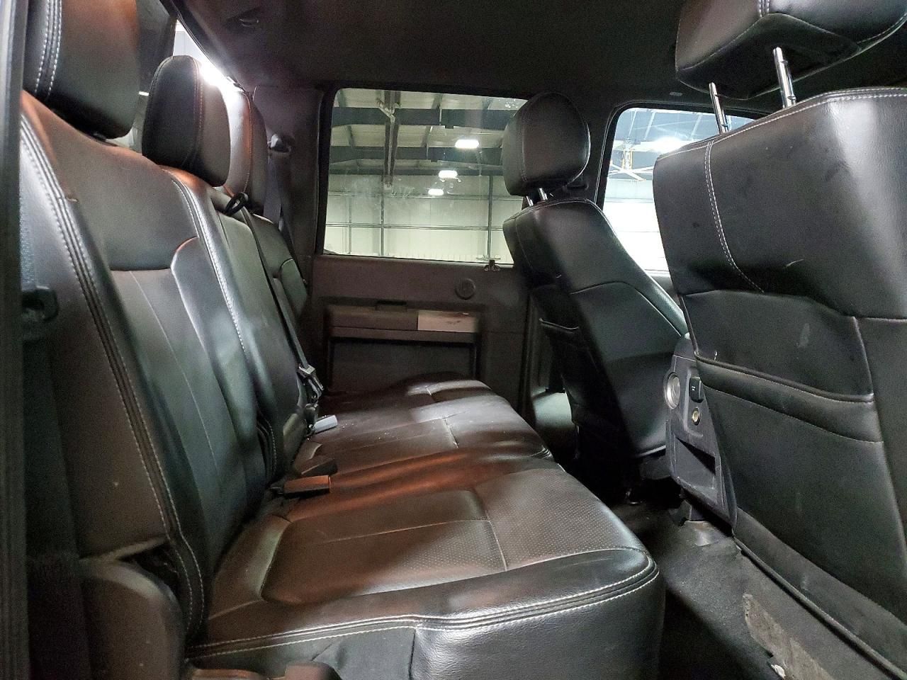 2016 Ford Super Duty F-350 W/4