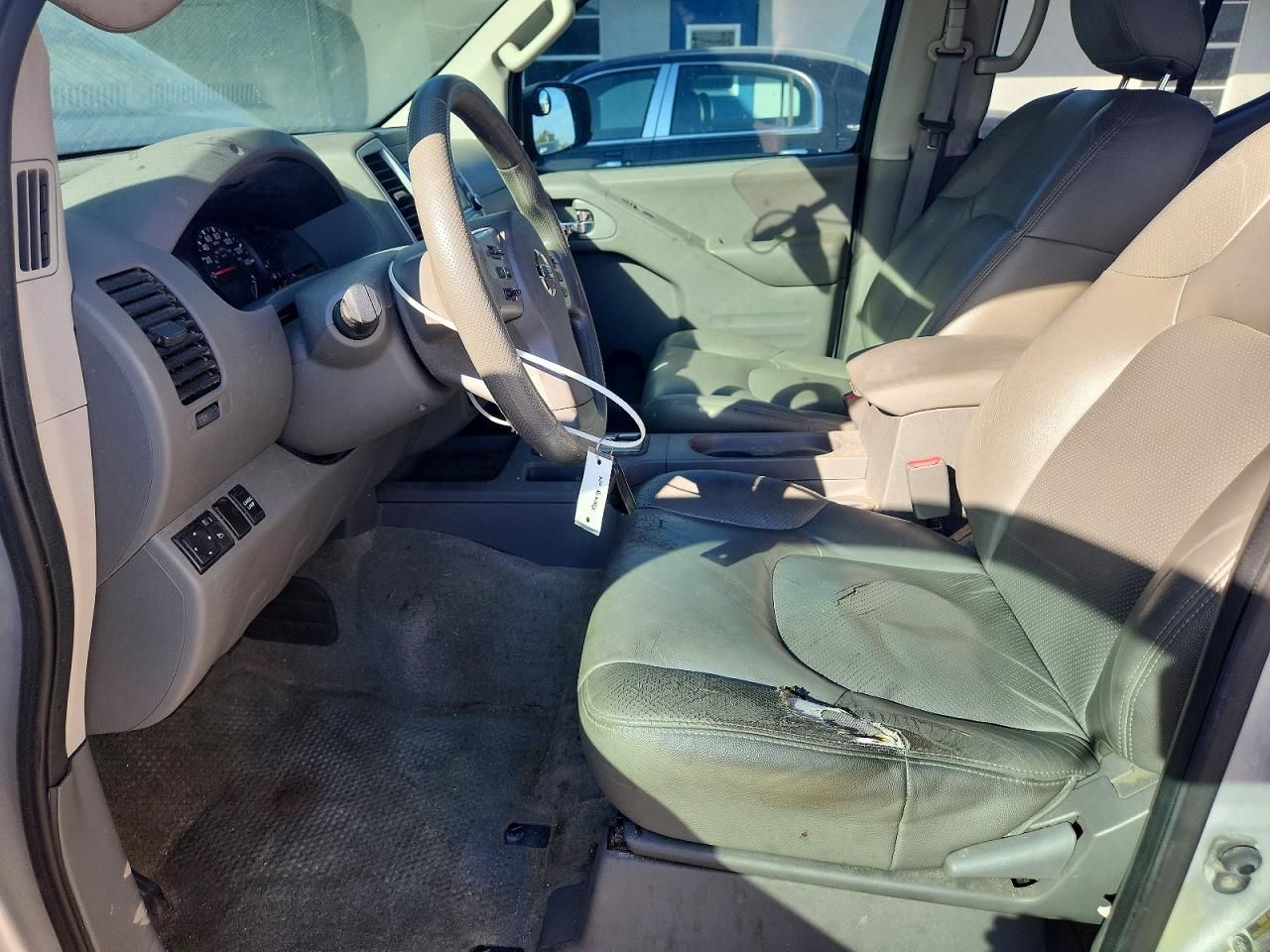 2016 Nissan Frontier s