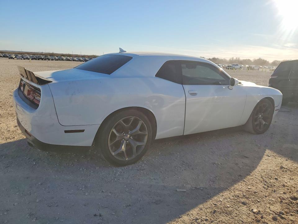 2015 Dodge Challenger sxt Plus