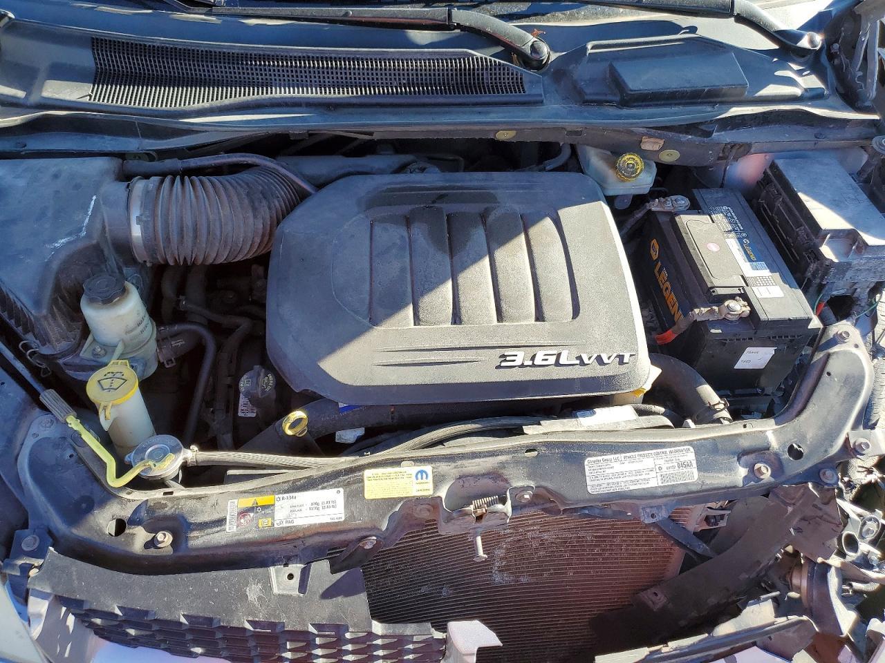 2013 Dodge Grand Caravan r