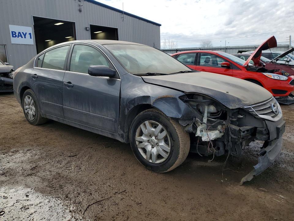 2010 Nissan Altima Base