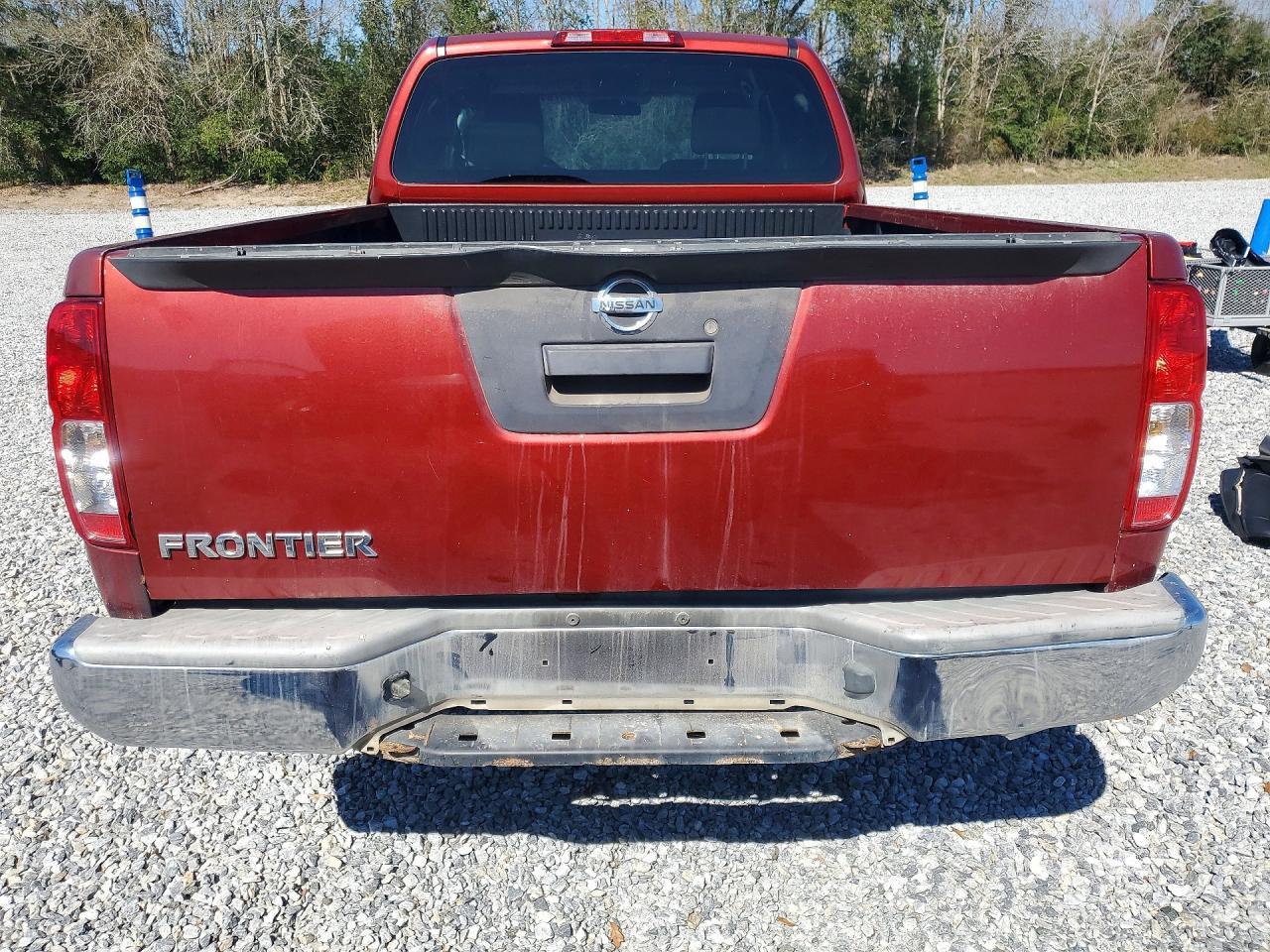 2015 Nissan Frontier S