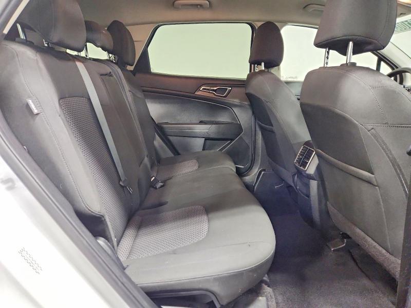 2025 KIA Sportage lx