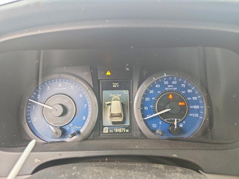 2015 Toyota Sienna xle Premium 8-passenger