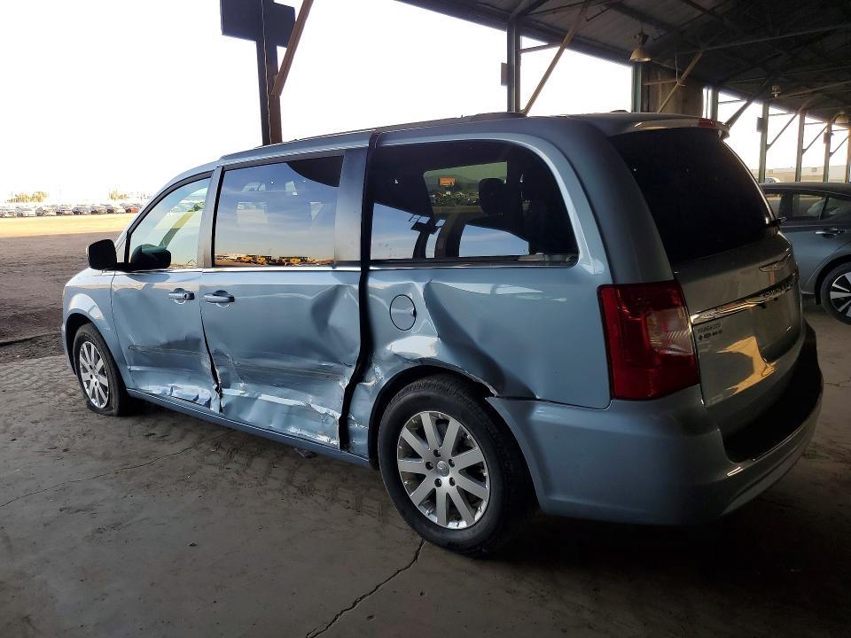 2016 Chrysler Town & Country Touring