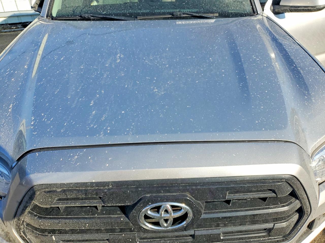 2017 Toyota Tacoma SR