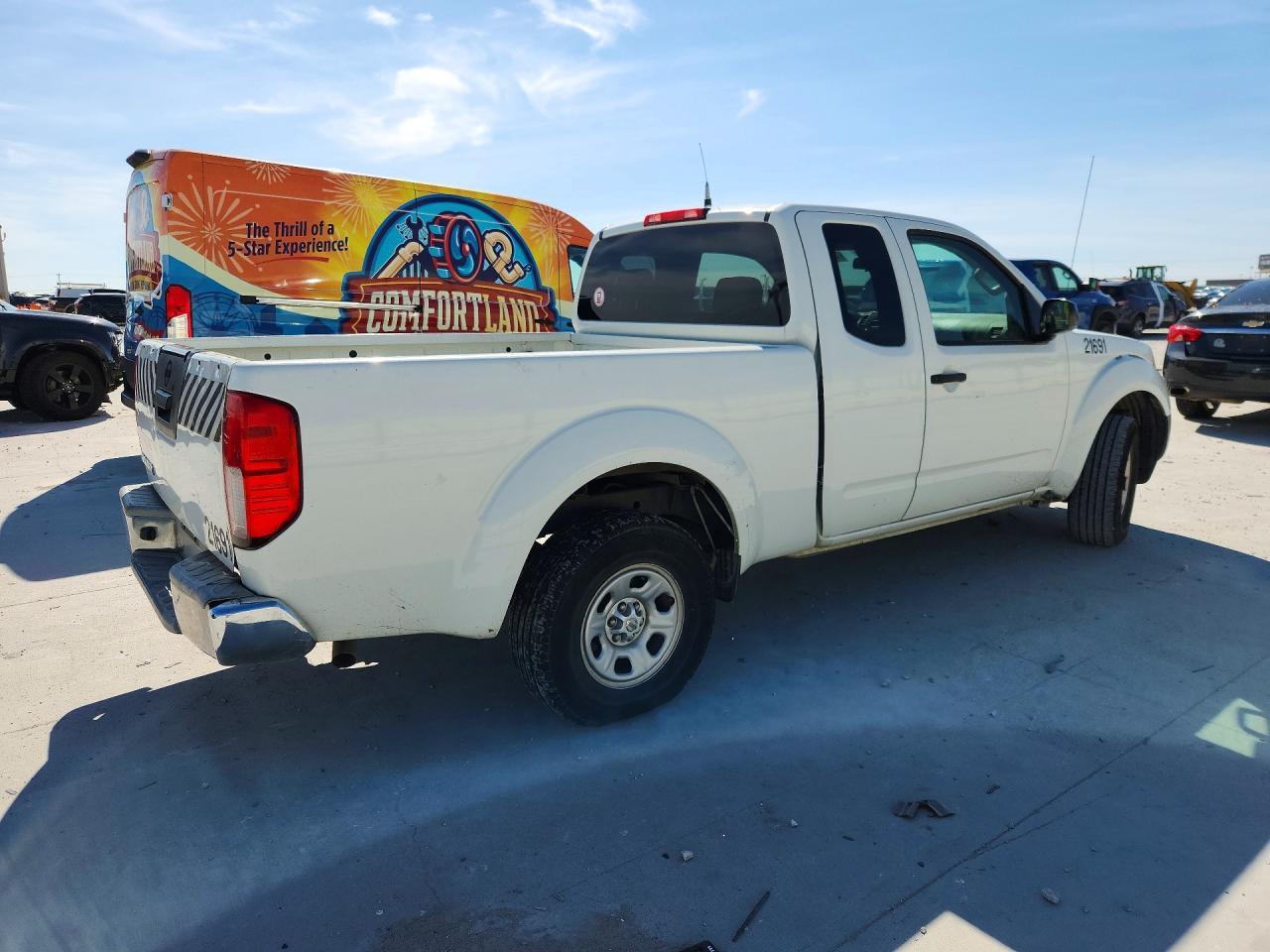 2015 Nissan Frontier s