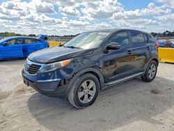 KIA Vehiculos salvage en venta: 2013 KIA Sportage Base