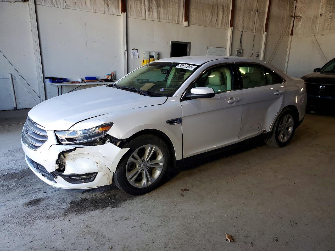 2018 Ford Taurus sel