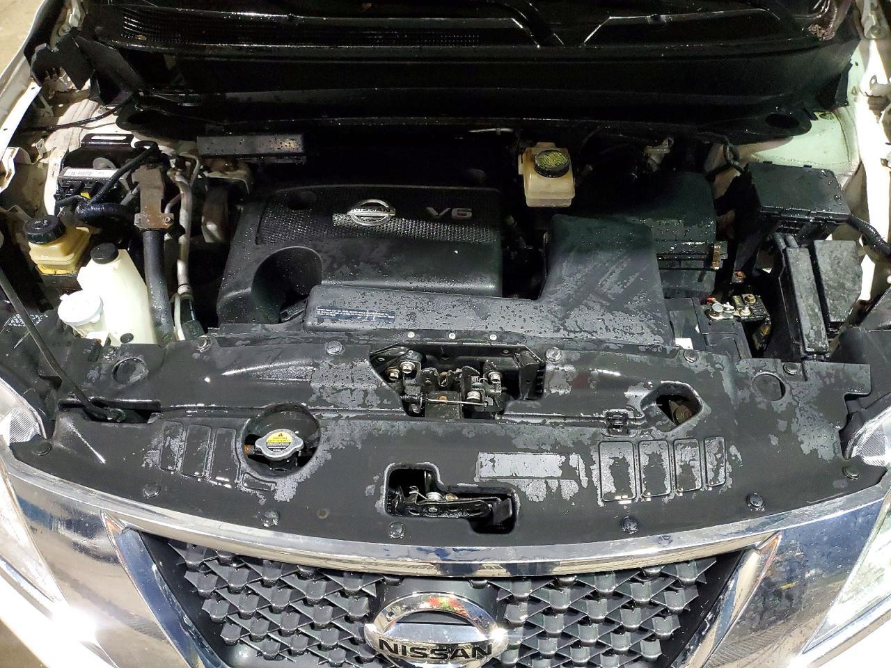2013 Nissan Pathfinder s