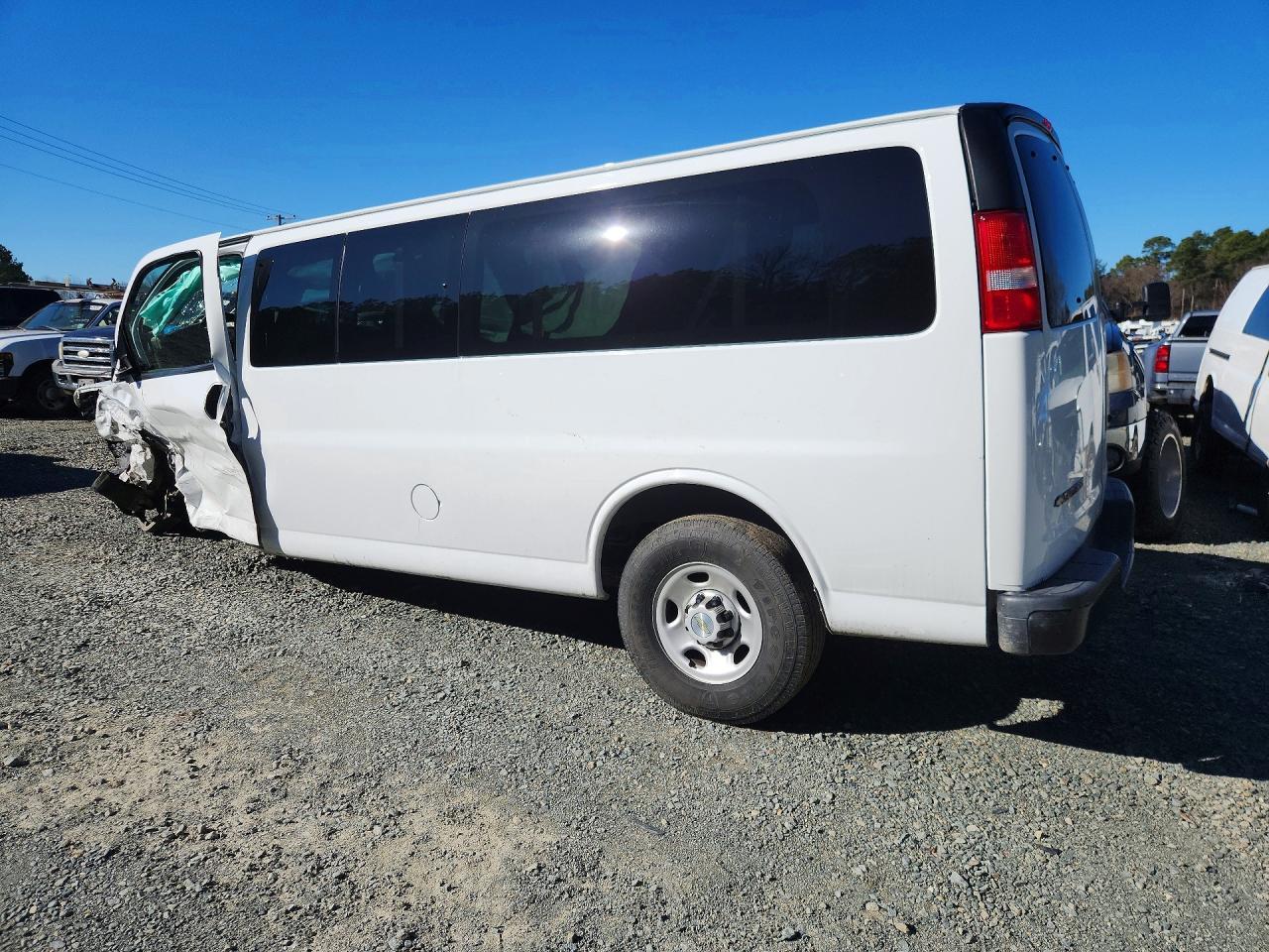 2023 Chevrolet Express G3500 LS