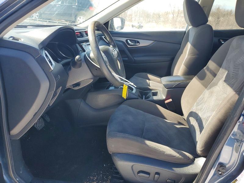 2016 Nissan Rogue sv