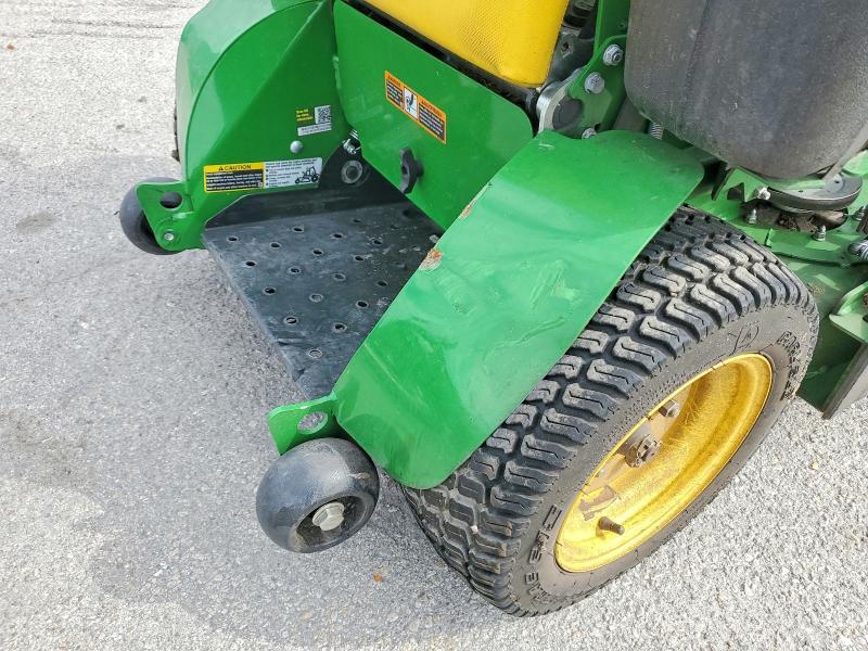 2025 John Deere 810E 36 DK Commercial Turf Mower