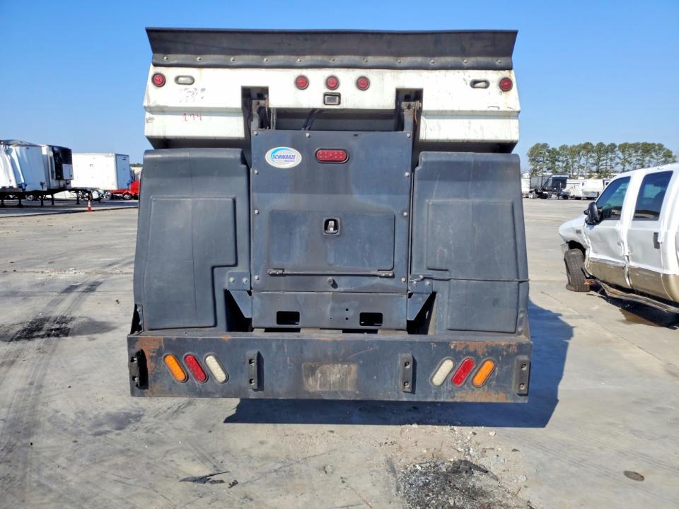 2017 Isuzu Npr hd