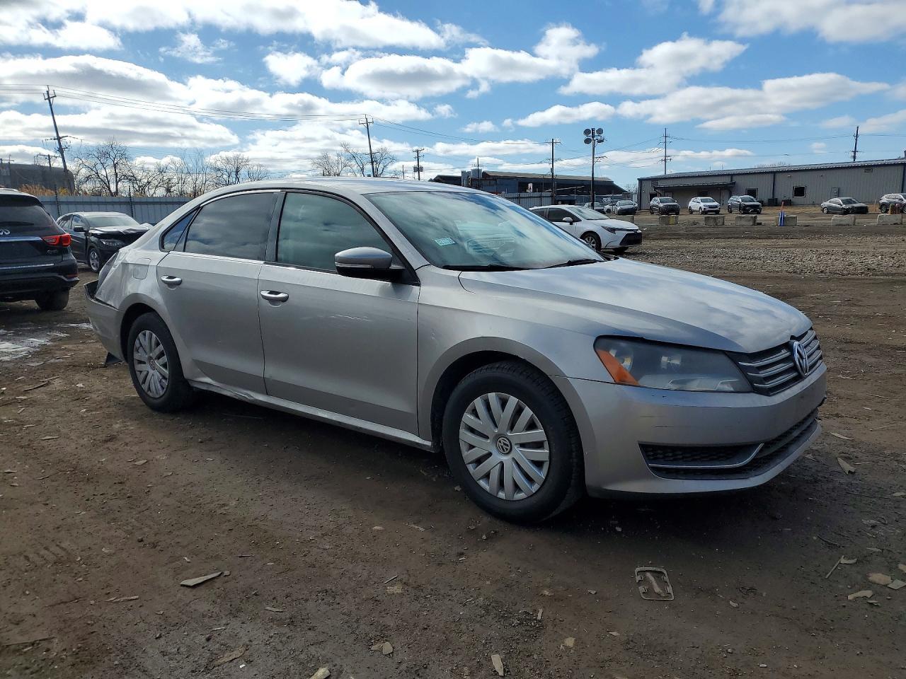 2014 Volkswagen Passat s