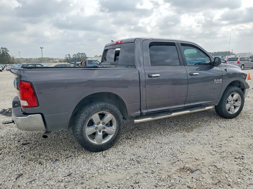2017 Dodge RAM 1500 SLT