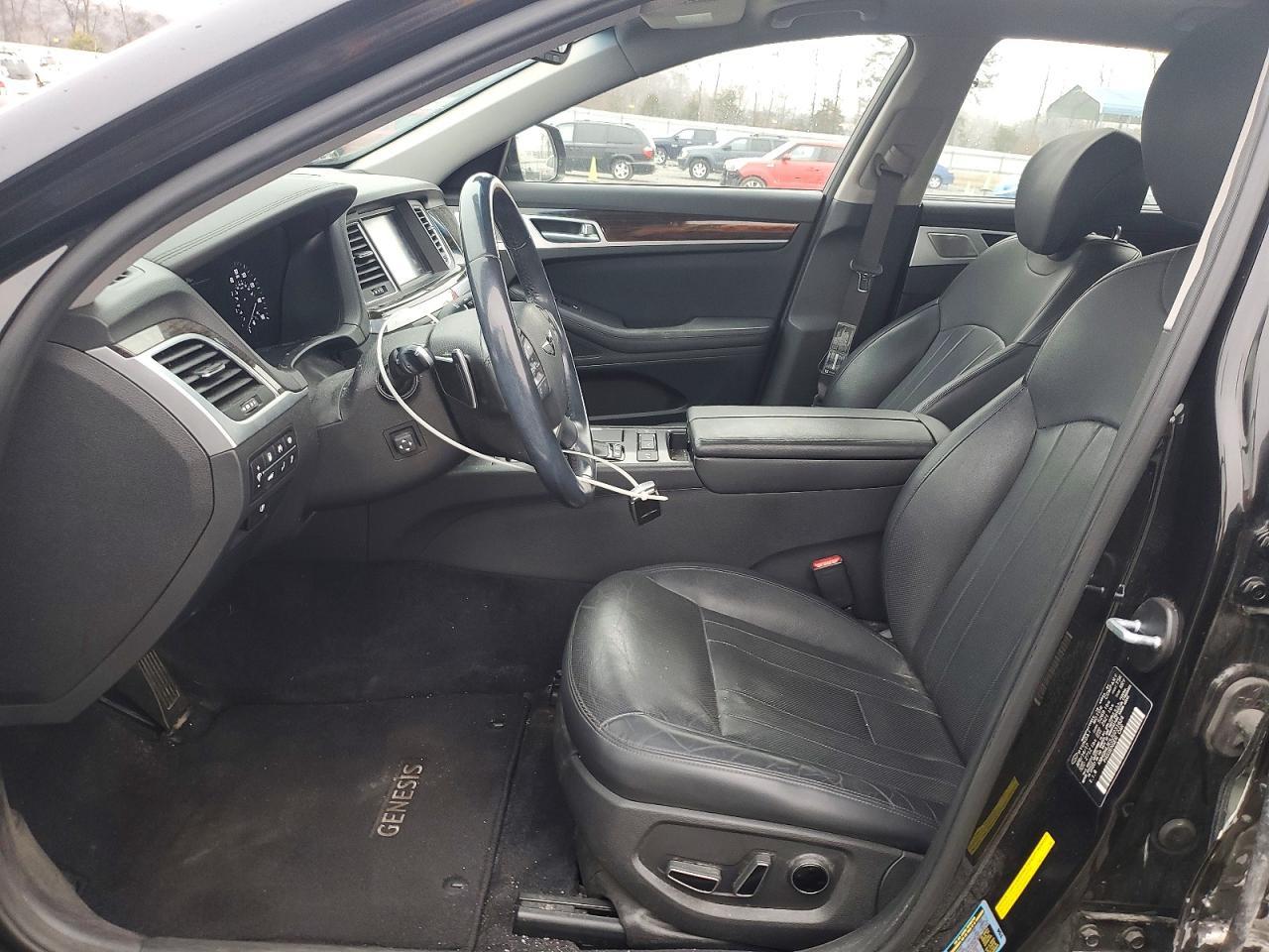 2018 Genesis G80 Base