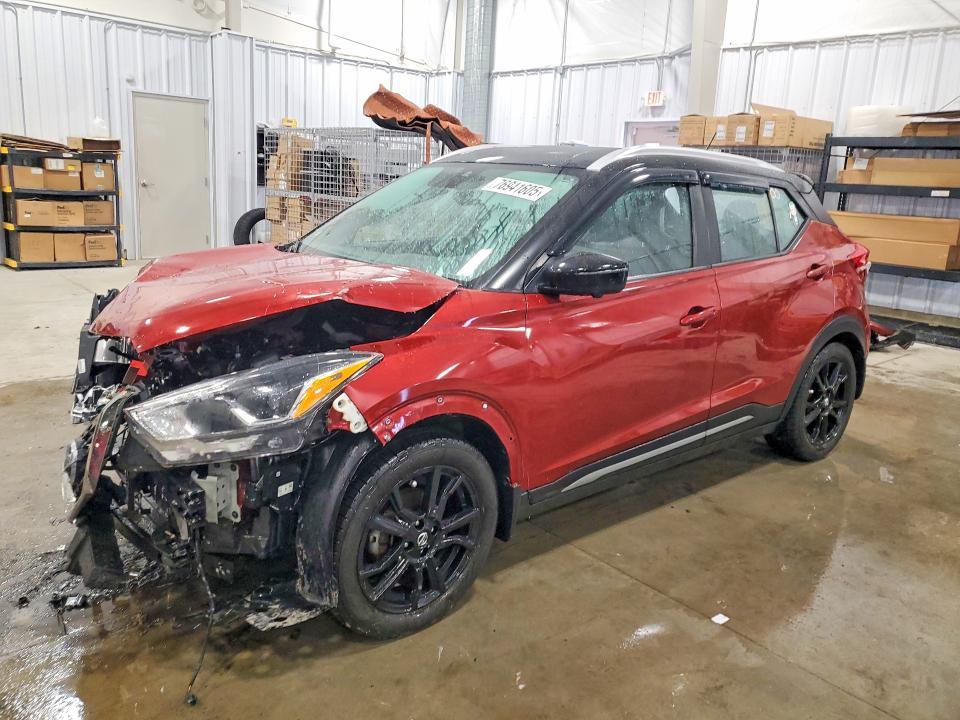 2020 Nissan Kicks sr