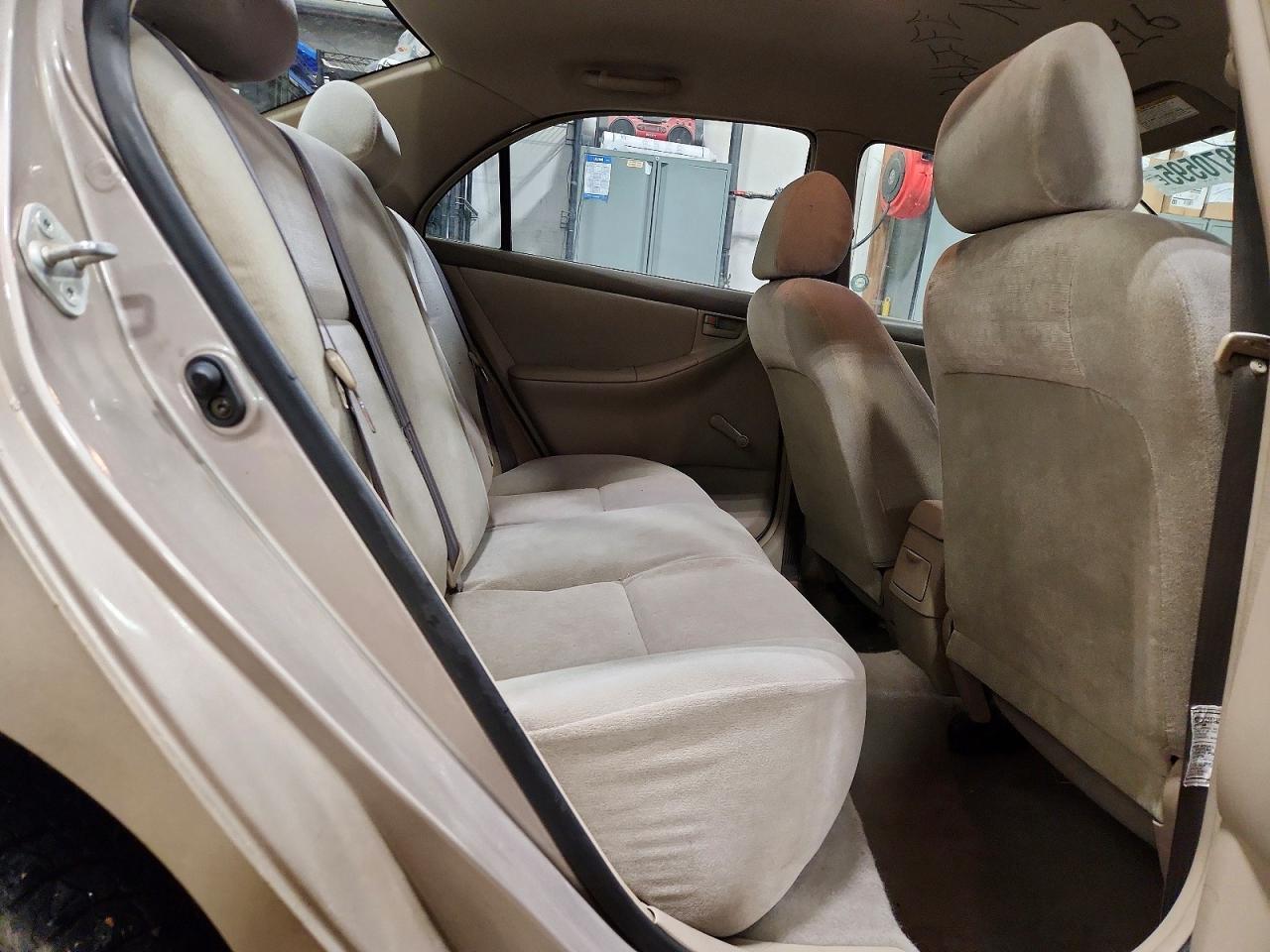 2003 Toyota Corolla ce