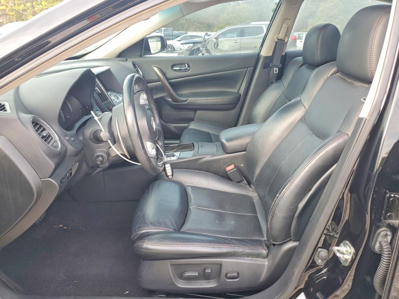 2013 Nissan Maxima s