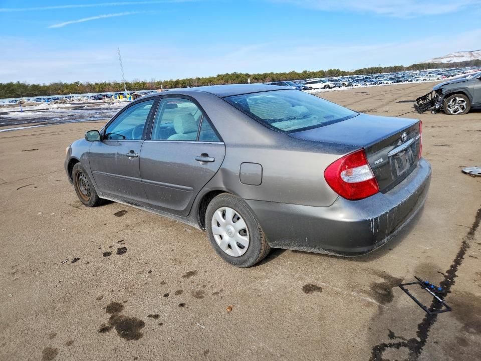 2003 Toyota Camry le
