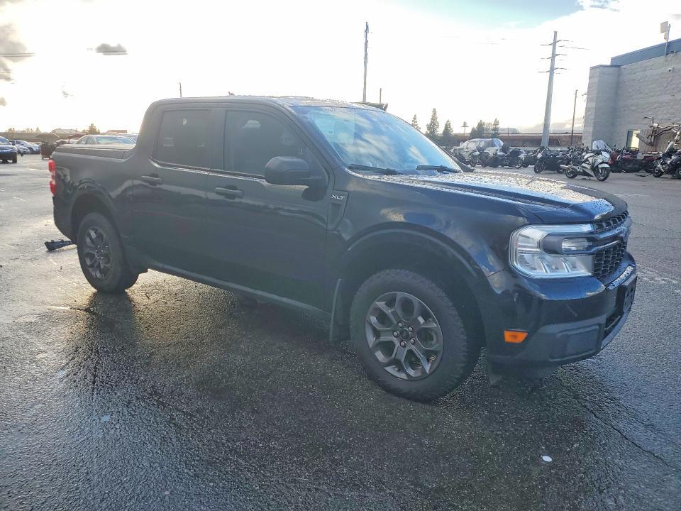 2023 Ford Maverick XL