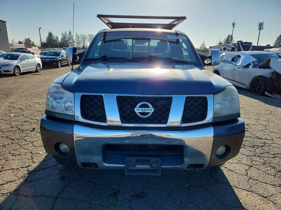2005 Nissan Titan XE