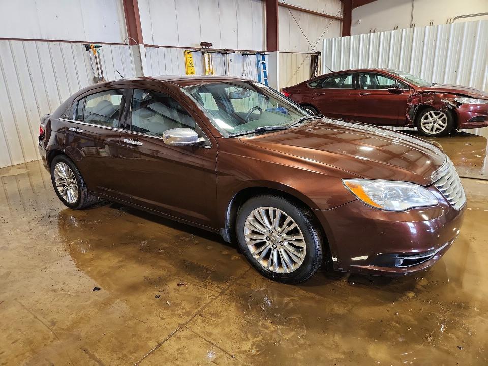 2012 Chrysler 200 Limited