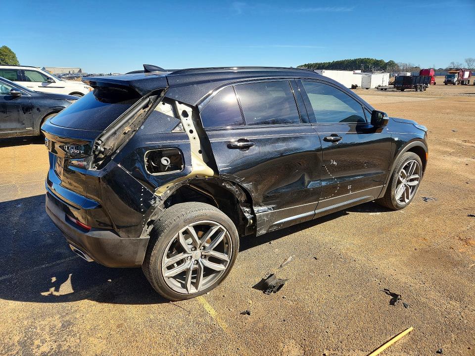 2023 Cadillac XT4 Sport