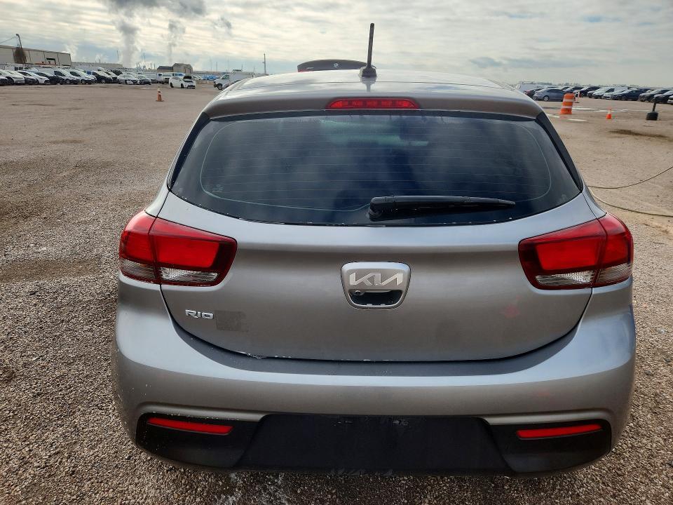 2022 KIA Rio 5-door s