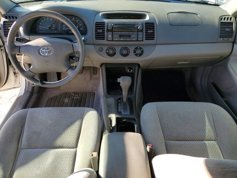 2002 Toyota Camry le