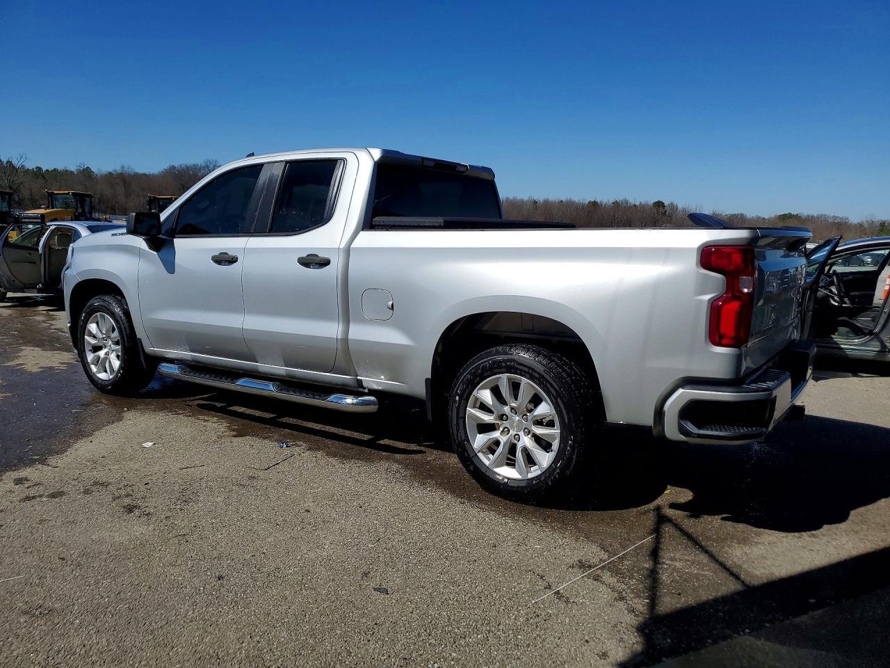 2020 Chevrolet Silverado C1500 Custom