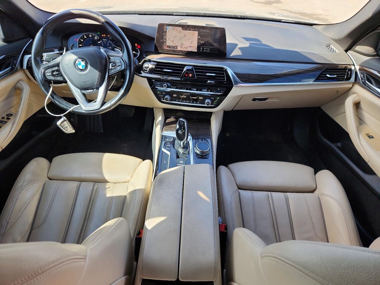 2019 BMW 540 i