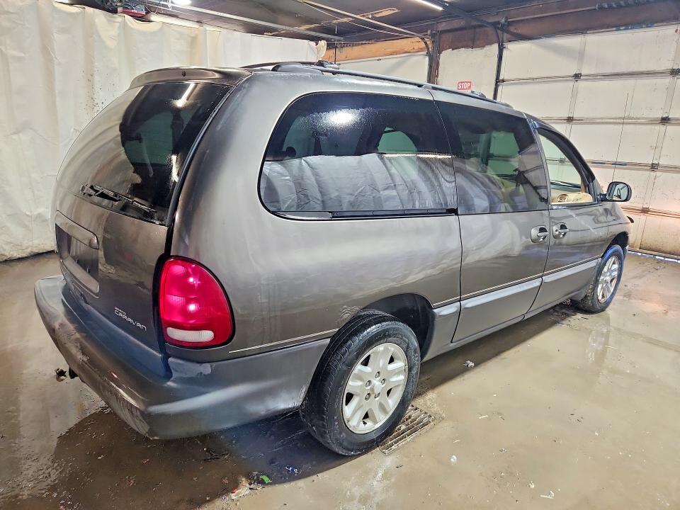 1997 Dodge Grand Caravan le
