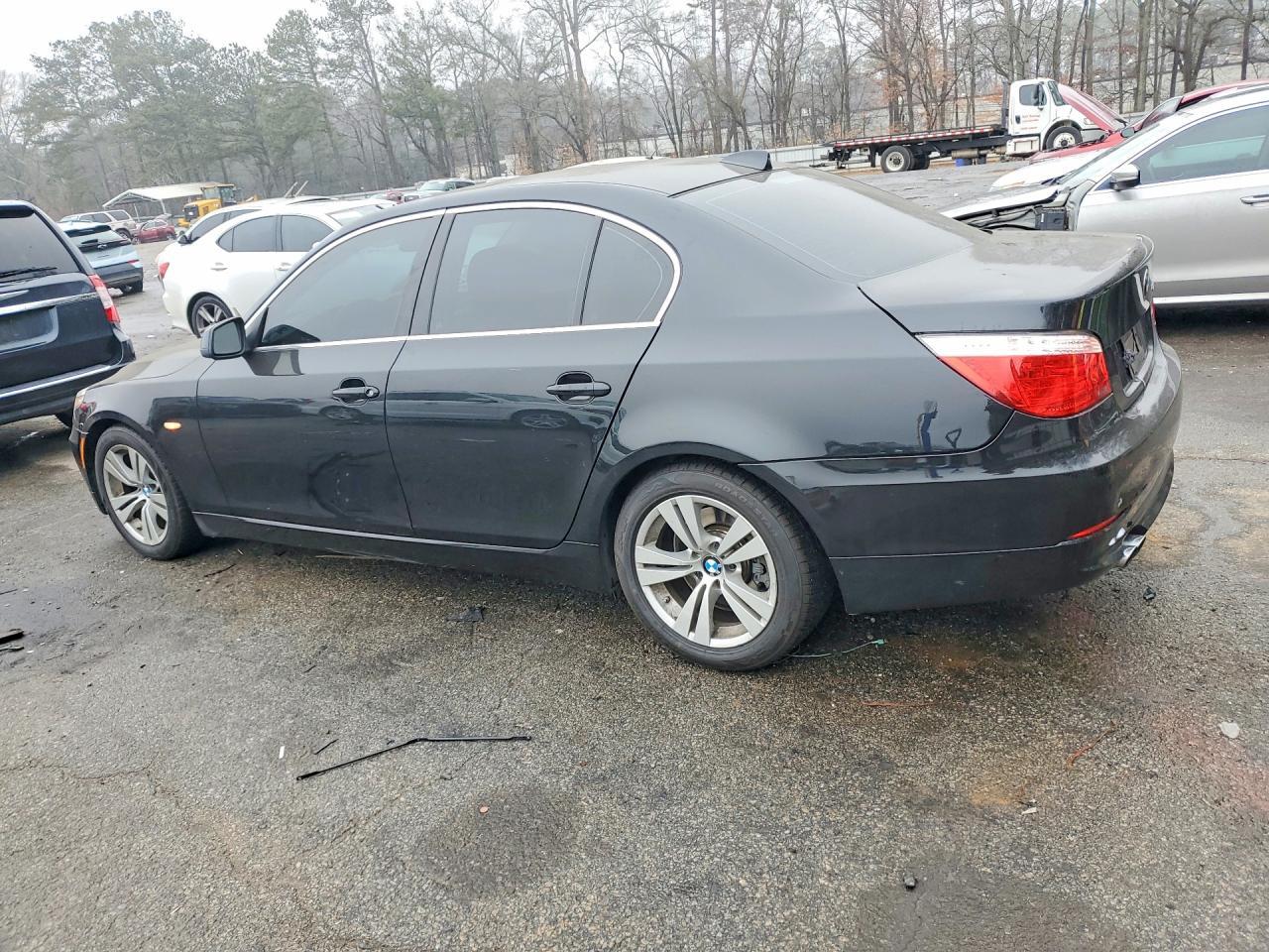 2010 BMW 528 i