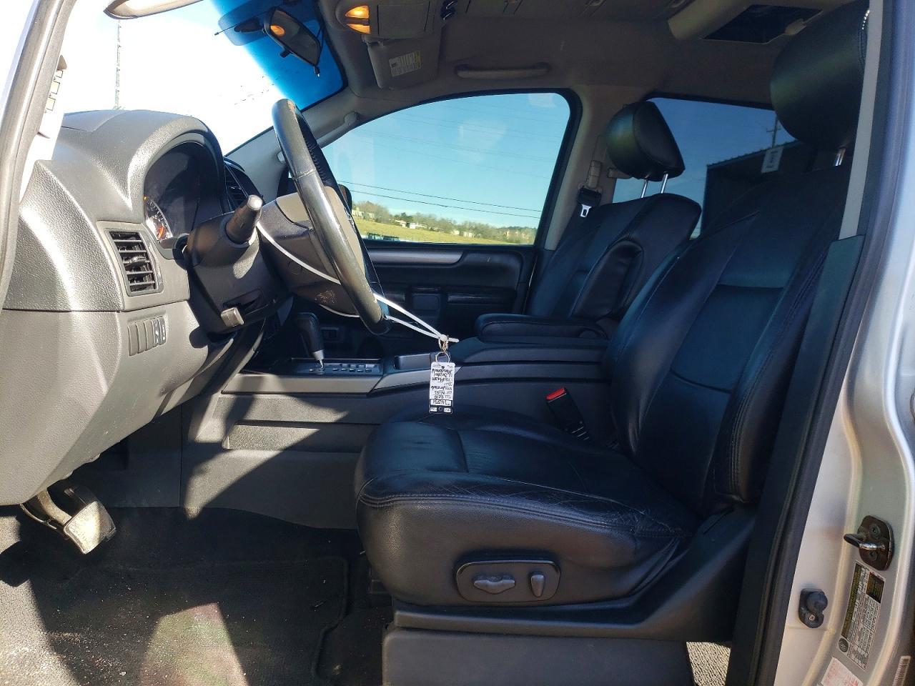 2010 Nissan Armada se