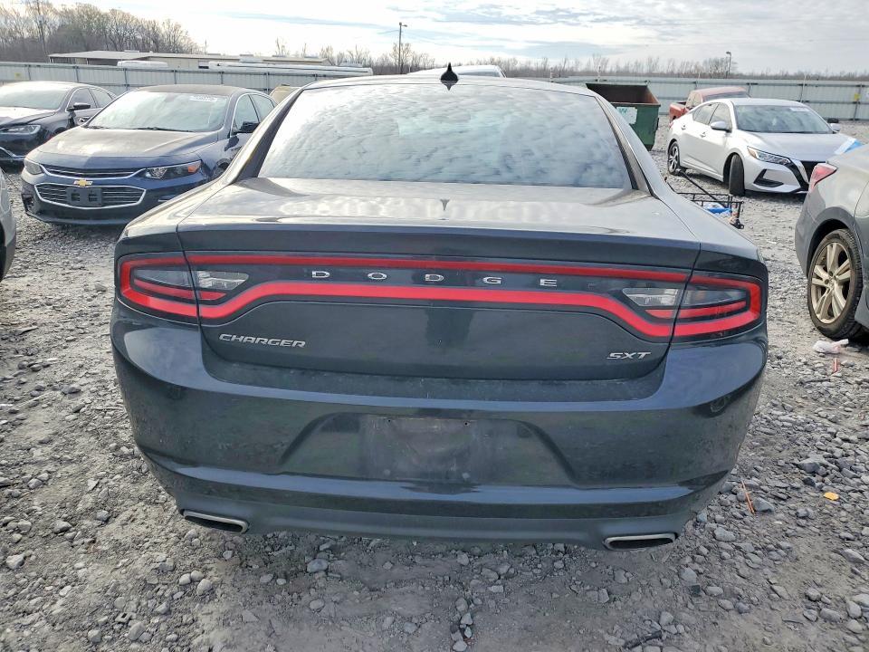 2016 Dodge Charger sxt