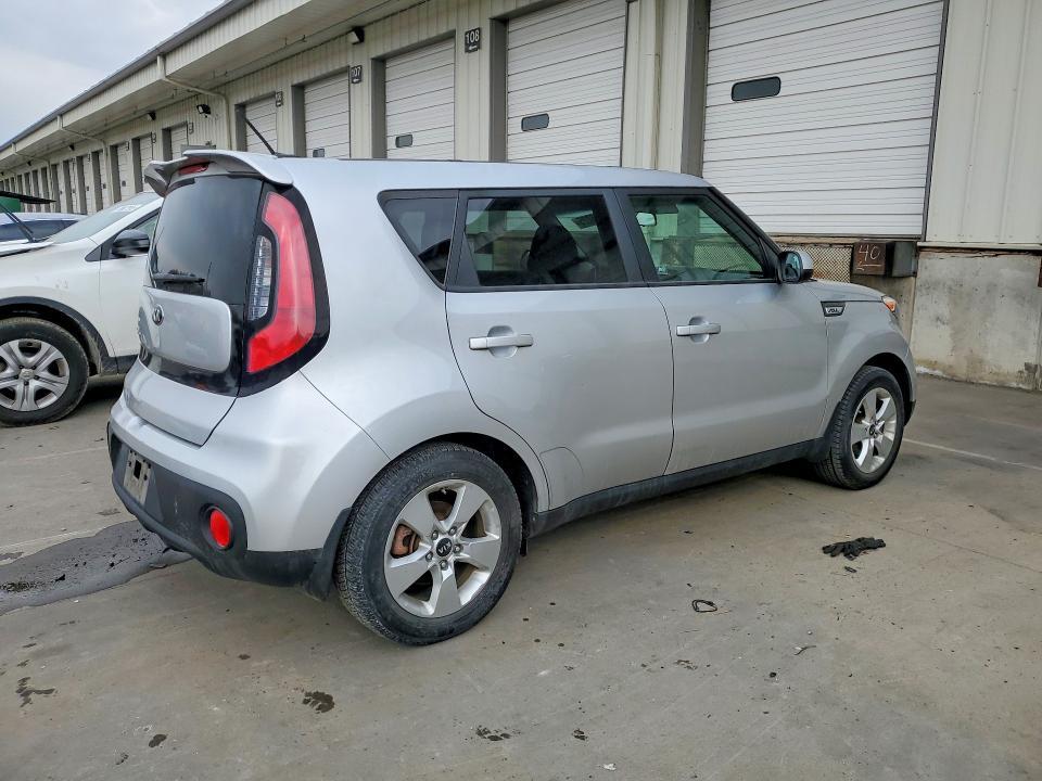 2017 KIA Soul Base