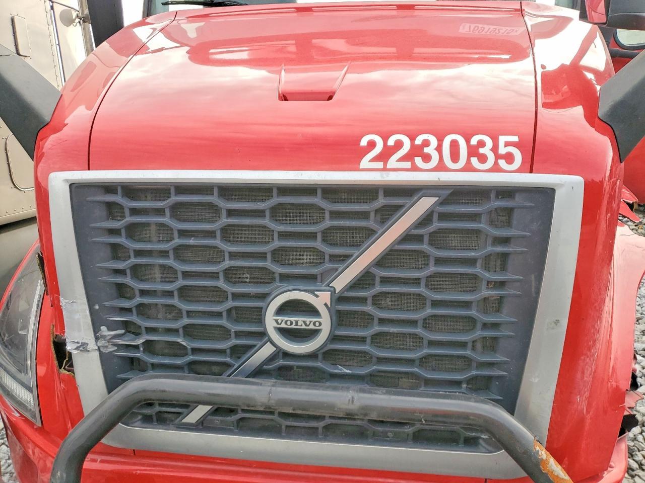 2023 Volvo VNR Semi Truck