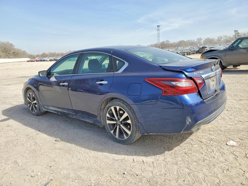 2017 Niss Altima 2.5 sr
