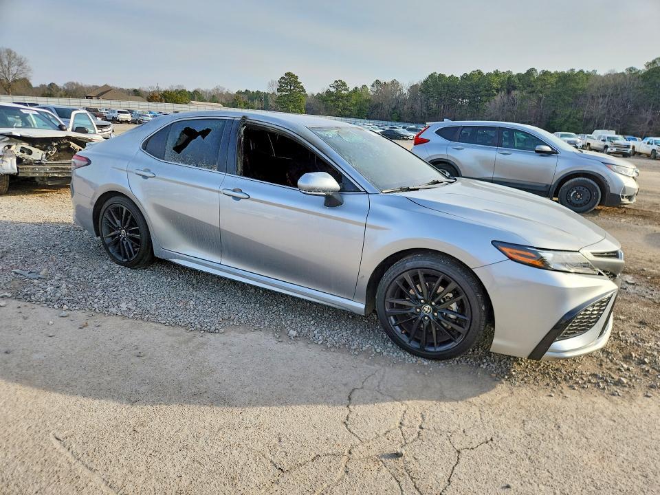 2023 Toyota Camry xse
