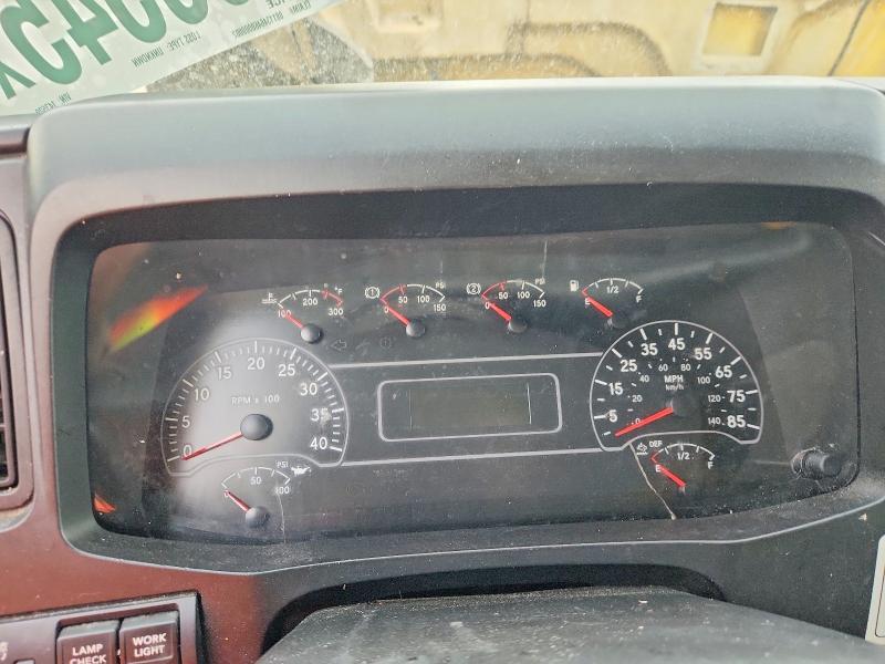 2020 International MV607 BOX Truck