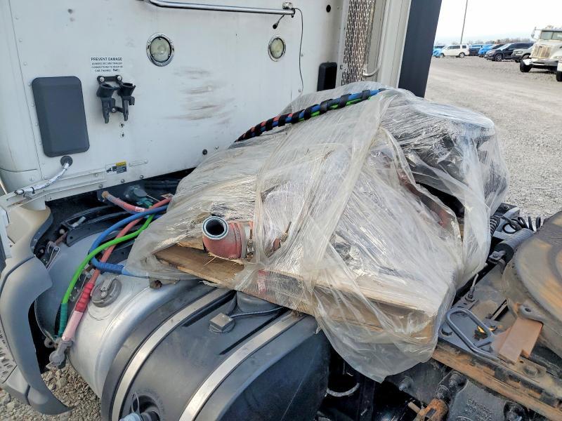 2019 Peterbilt 579 Semi Truck